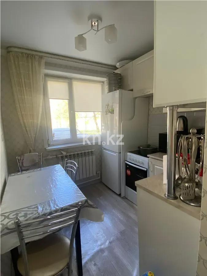 Продажа 1-комнатной квартиры, 30 м², ул. Дюсембекова, дом  37 в Караганде - фото 2