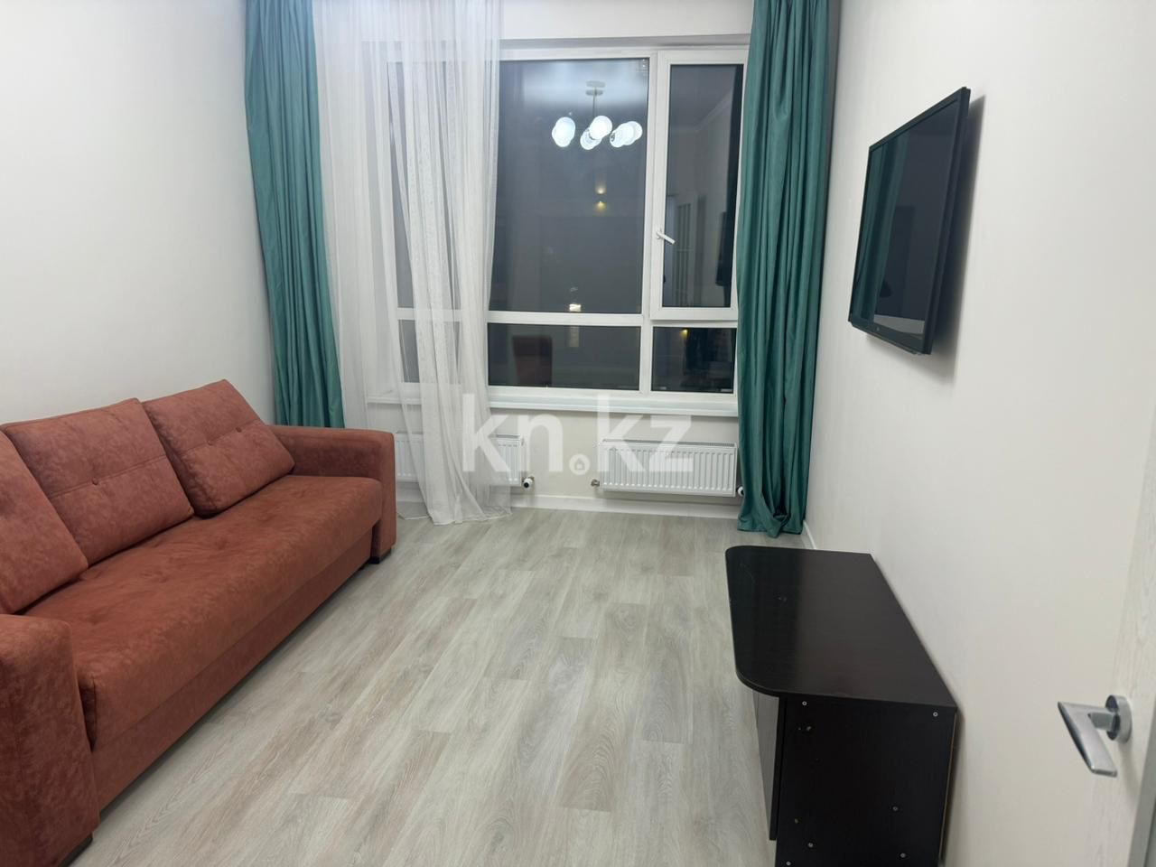 Аренда 1-комнатной квартиры, 40 м² в Астане