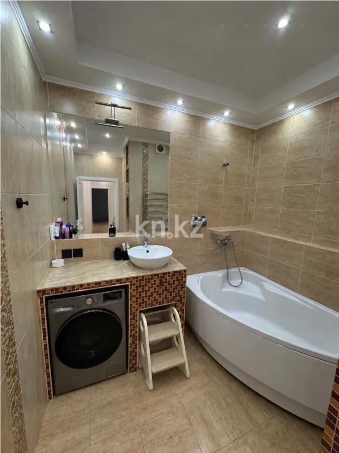 Продажа 2-комнатной квартиры, 75 м² в Алматы - фото 3