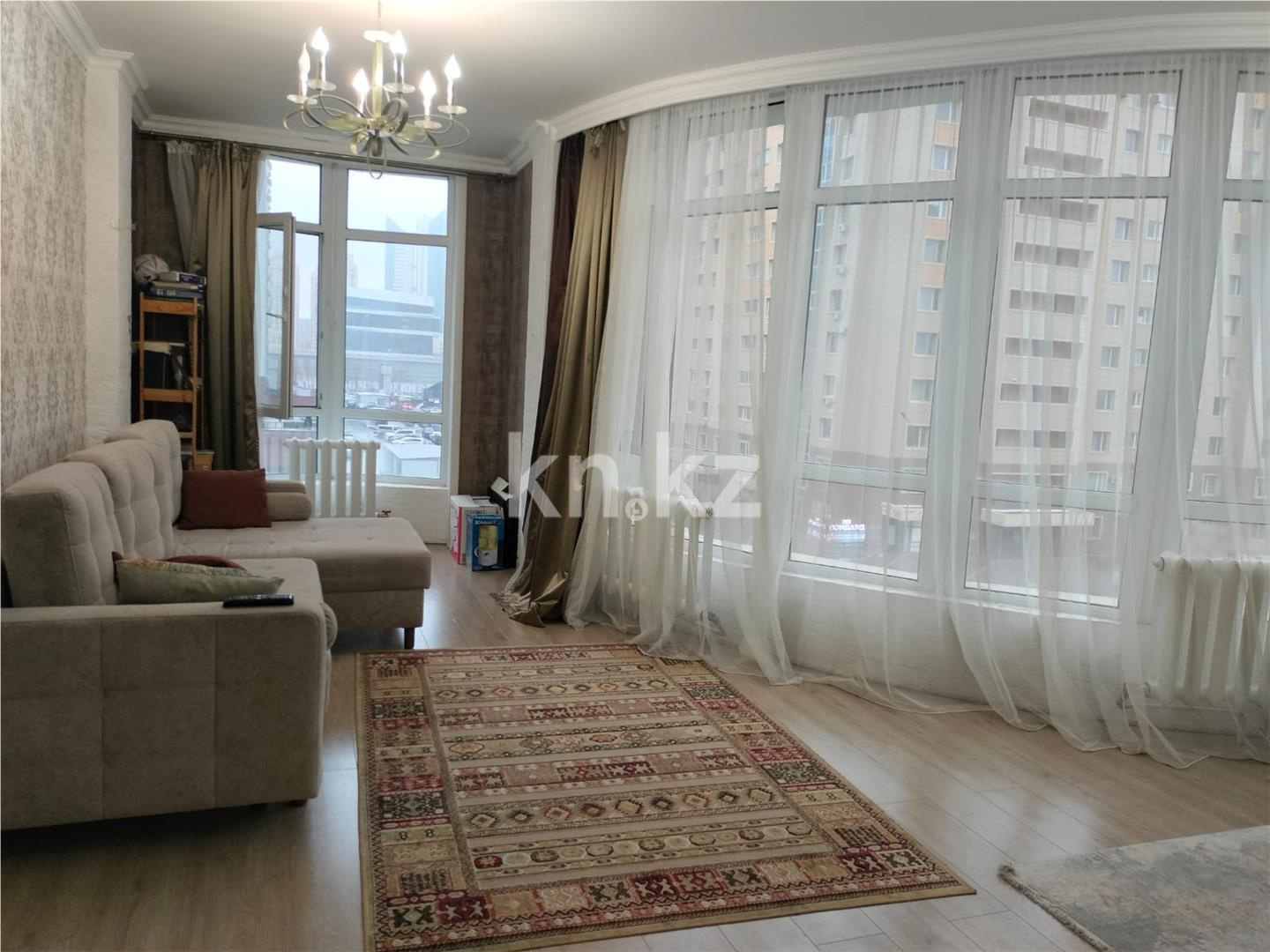 Продажа 3-комнатной квартиры, 79 м², пр. Кабанбай батыра в Астане - фото 2