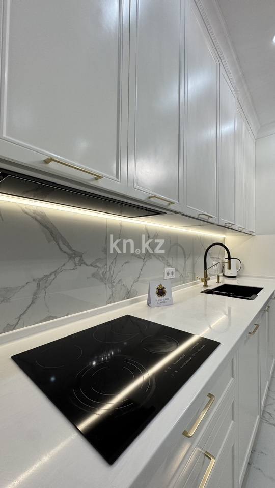 Продажа 4-комнатной квартиры, 140 м² в Алматы - фото 9