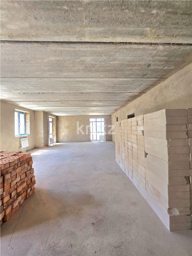 Продажа 4-комнатной квартиры, 76 м² в Караганде - фото 4