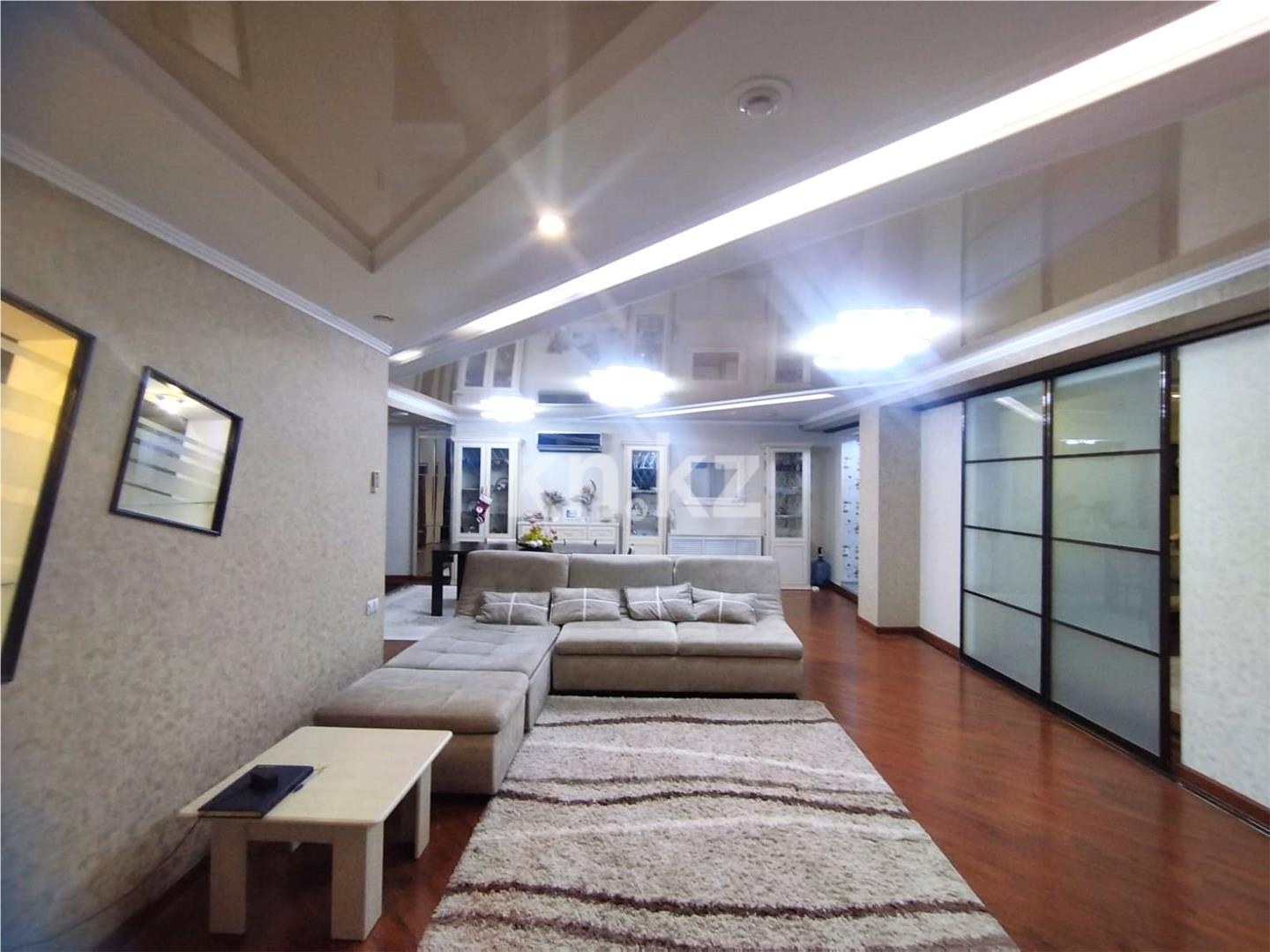 Продажа 4-комнатной квартиры, 178 м² в Караганде - фото 2