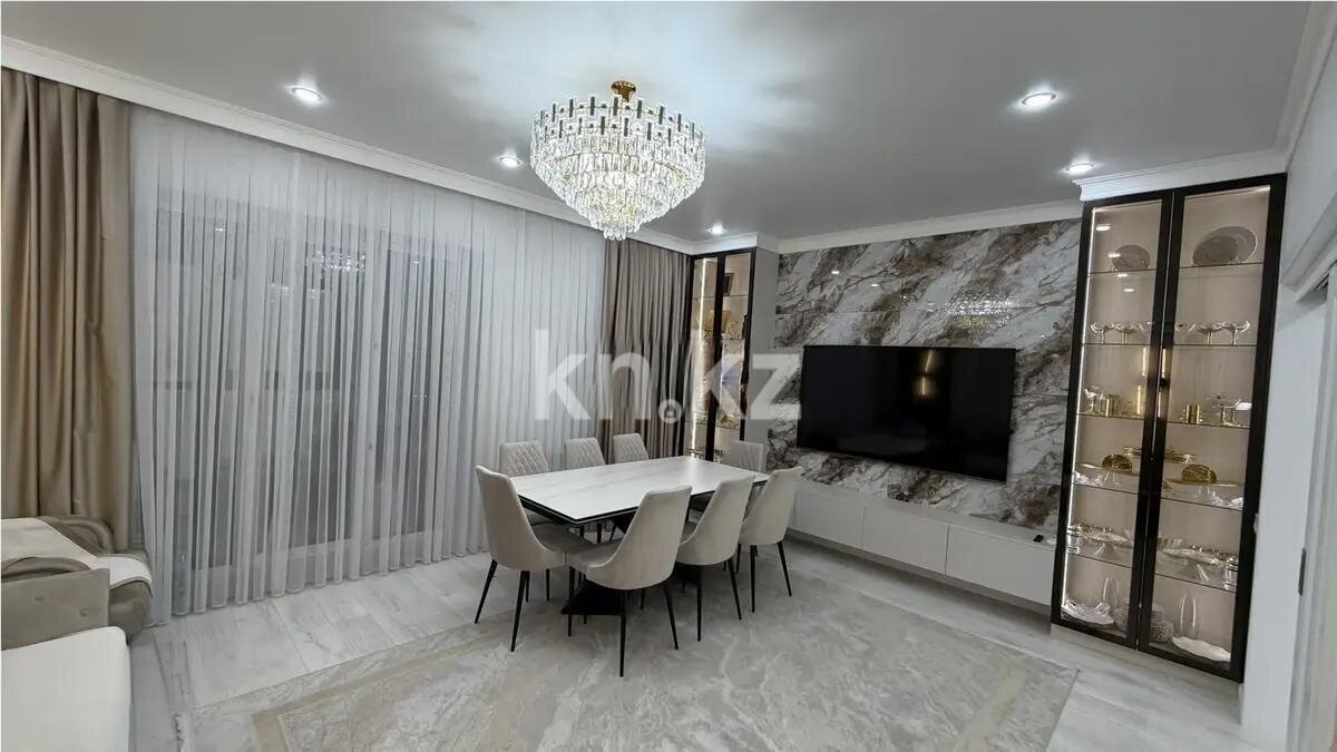 Продажа 3-комнатной квартиры, 107 м² в Караганде