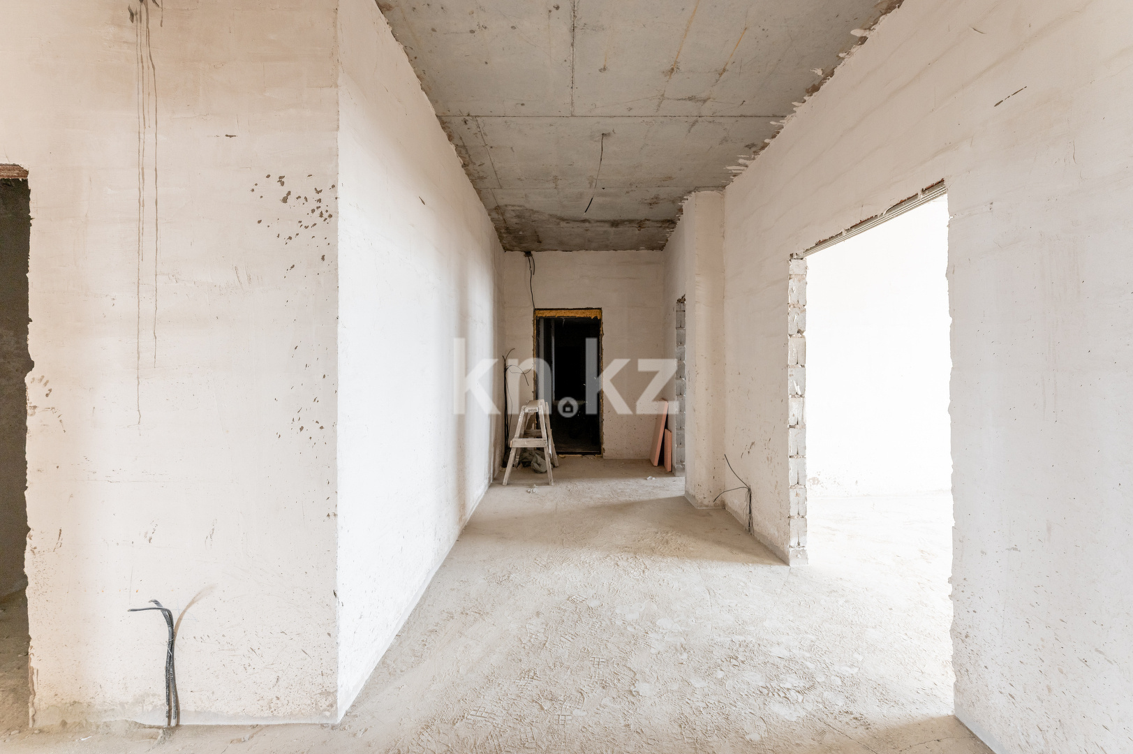 Продажа 3-комнатной квартиры, 145 м², пр. Момышулы, дом  2г блок 1 - ул. Токпанова в Астане - фото 2