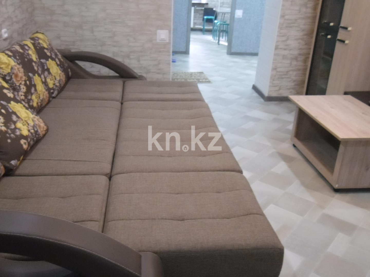 Аренда 1-комнатной квартиры посуточно, 45 м², ул. Набережная Славского, дом  50 в Усть-Каменогорске - фото 22