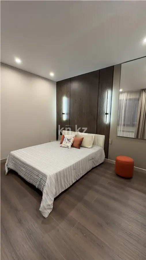 Продажа 2-комнатной квартиры, 68 м², пр. Аль-Фараби, дом  1а в Алматы - фото 2