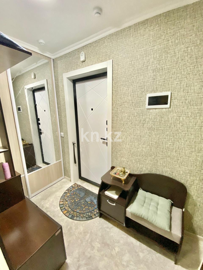 Продажа 1-комнатной квартиры, 42 м², ул. Ашимова, дом  26 в Караганде - фото 9
