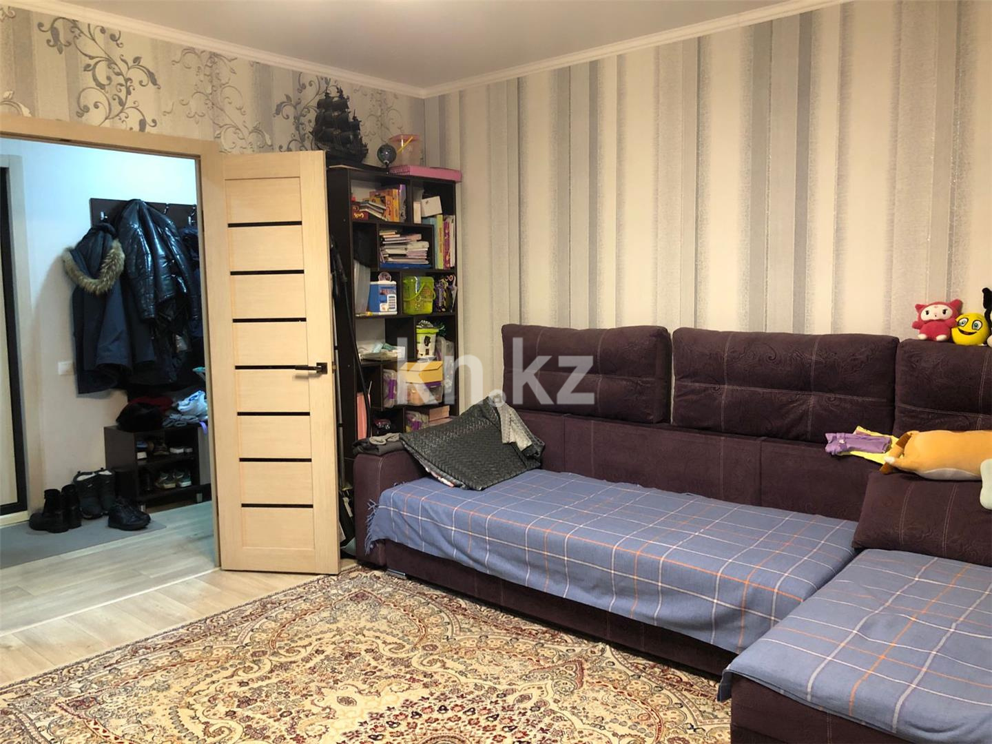 Продажа 2-комнатной квартиры, 54 м², мкр. Степной-2, дом  1 в Караганде - фото 2