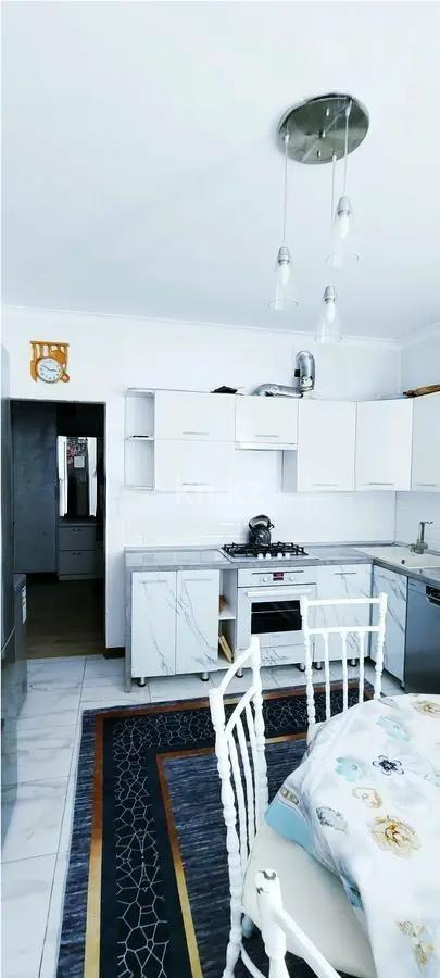 Продажа 2-комнатной квартиры, 65 м², мкр-н Кокжиек, дом  52 в Алматы - фото 3