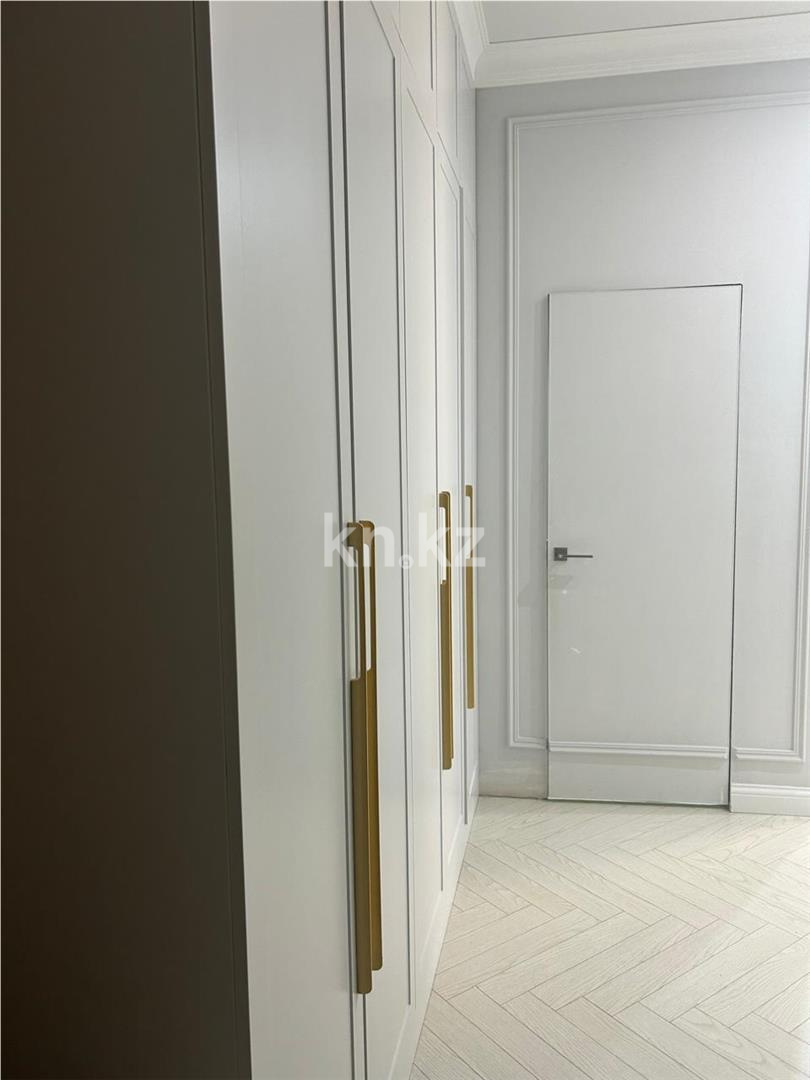 Продажа 4-комнатной квартиры, 125 м², пр. Мангилик Ел в Астане - фото 12