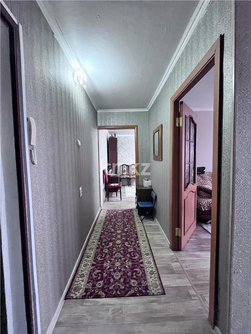 Продажа 4-комнатной квартиры, 61 м², пр. Строителей, дом  16 в Караганде - фото 18