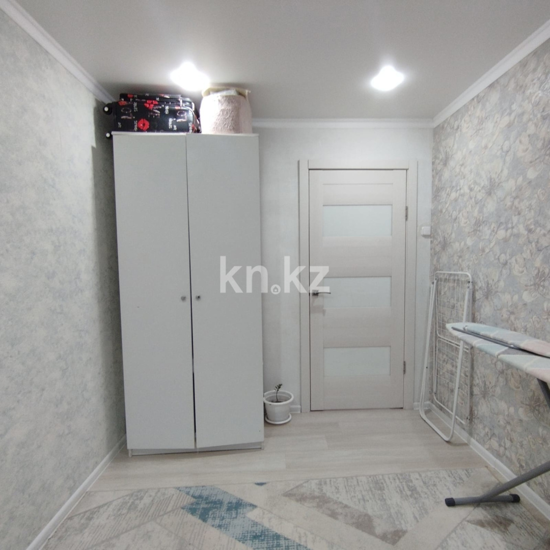 Продажа 4-комнатной квартиры, 61.1 м² в Уральске - фото 9