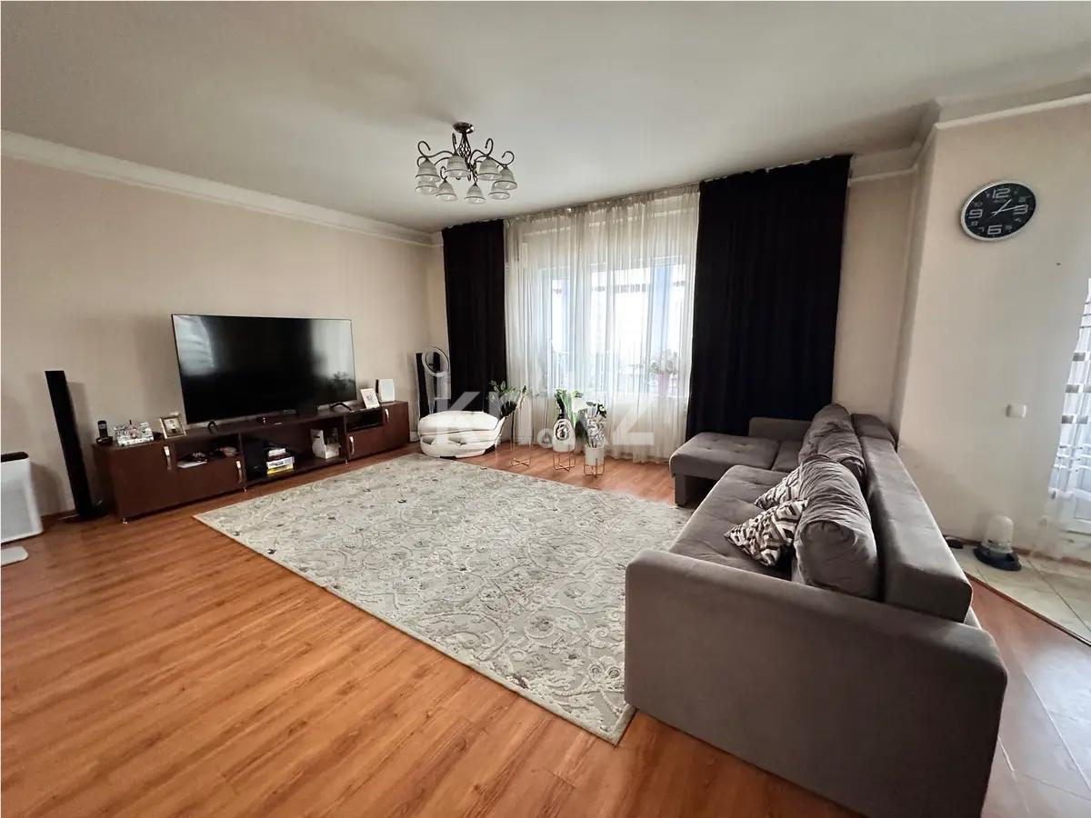 Продажа 3-комнатной квартиры, 112 м², ул. Отырар, дом  4/2 в Астане