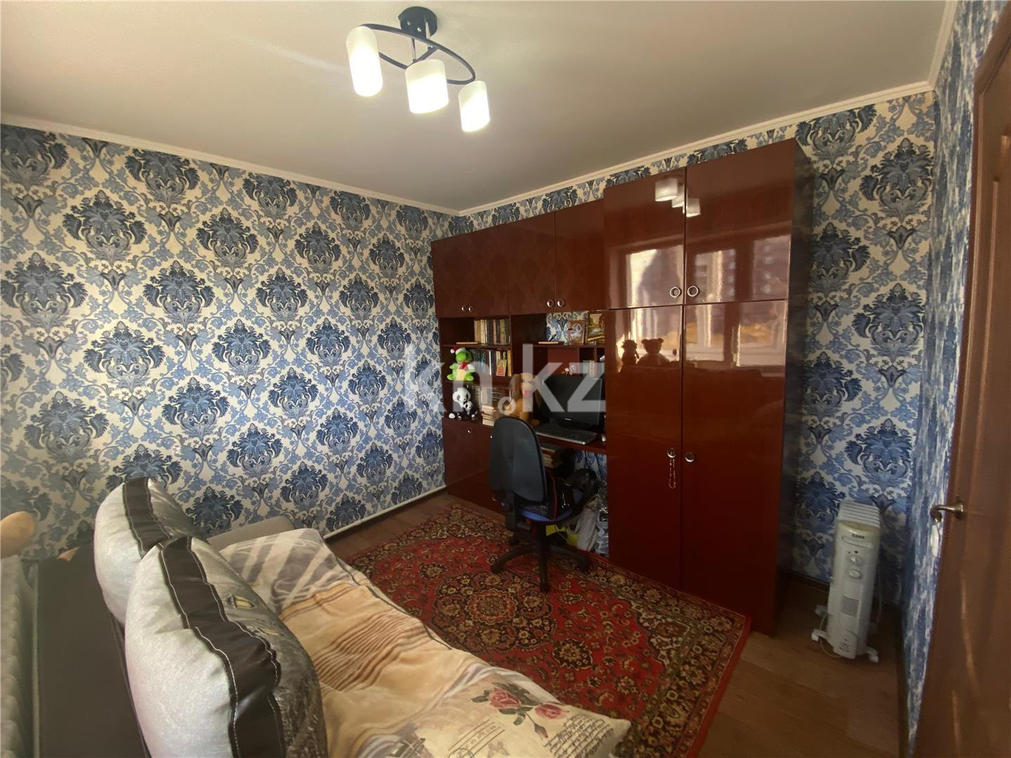 Продажа 4-комнатной квартиры, 61 м², ул. Язева в Караганде - фото 5