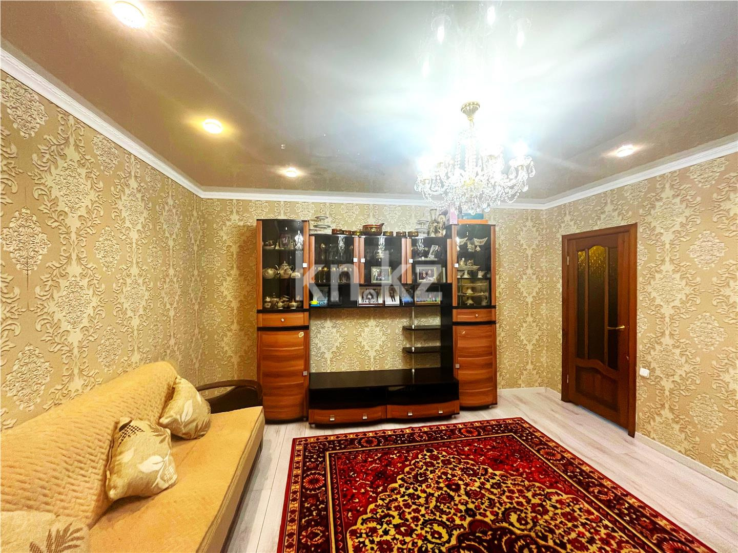 Продажа 3-комнатной квартиры, 65 м², мкр-н Степной-3, дом  8 в Караганде - фото 3