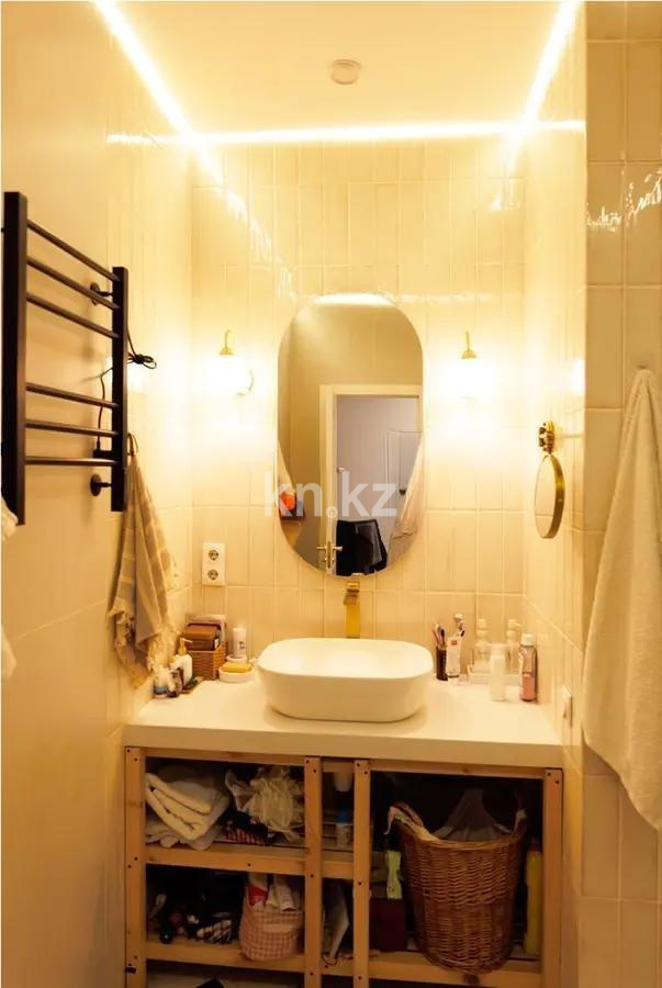 Продажа 2-комнатной квартиры, 54.6 м² в Алматы - фото 4