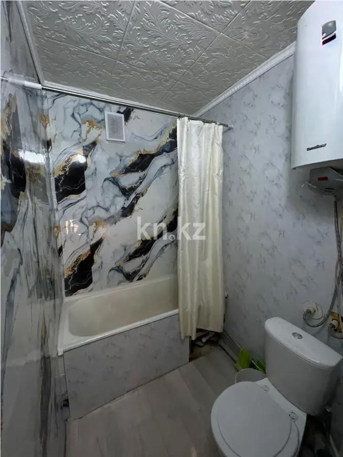 Продажа 1-комнатной квартиры, 31 м², 13 мкр., дом  5 в Караганде - фото 3