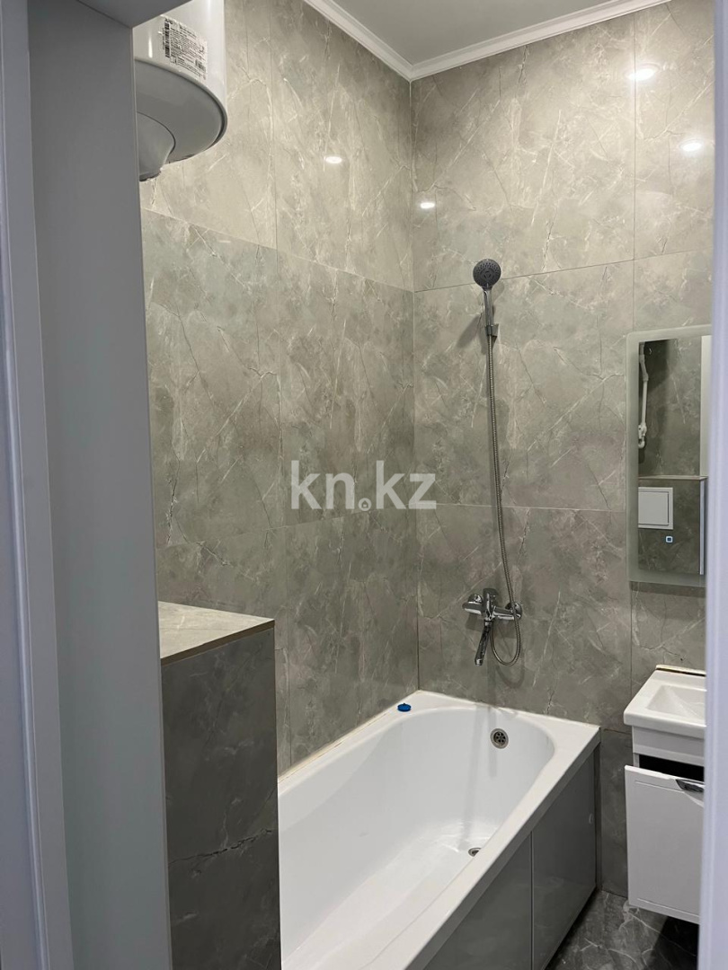 Продажа 2-комнатной квартиры, 67 м² в Караганде - фото 6