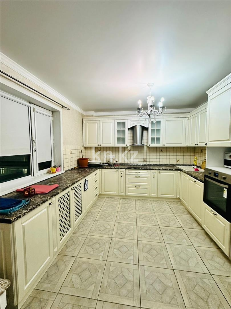 Продажа 4-комнатной квартиры, 155 м² в Караганде - фото 8