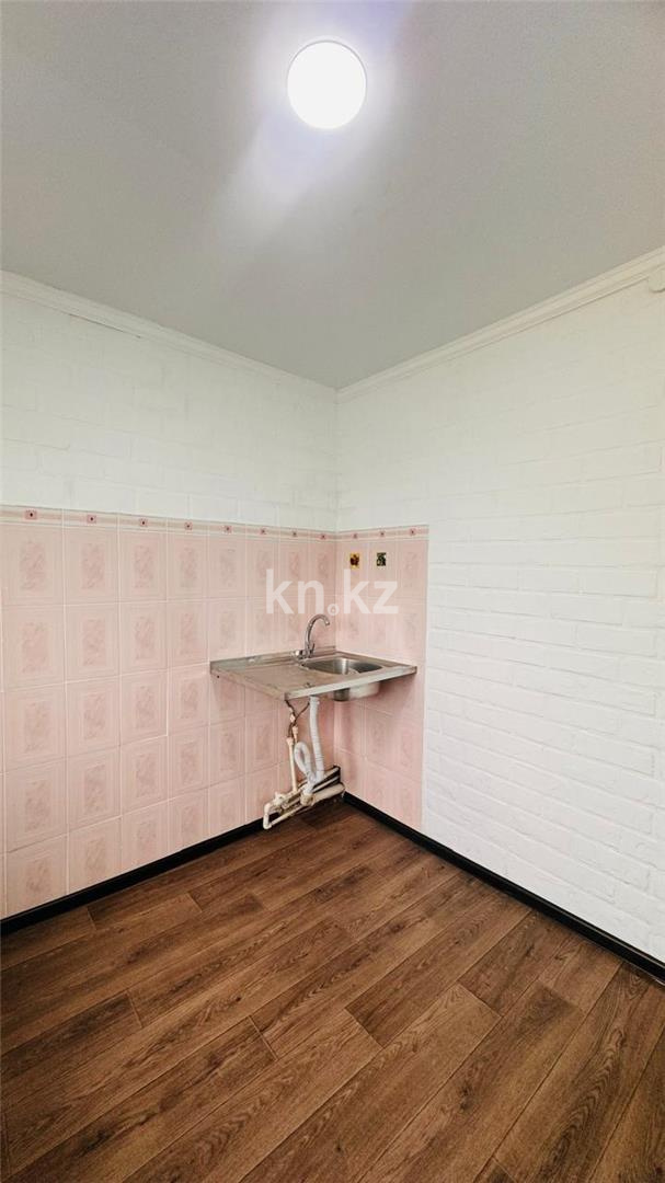 Продажа 2-комнатной квартиры, 43 м², 12 мкр. в Караганде - фото 5