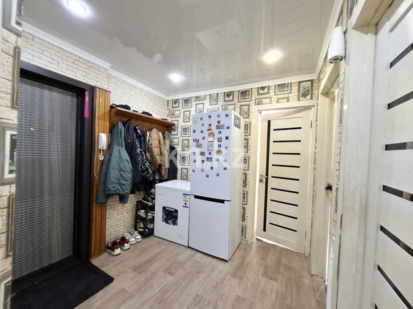 Продажа 3-комнатной квартиры, 62.5 м², 18-й мкр., дом  9 в Караганде - фото 11