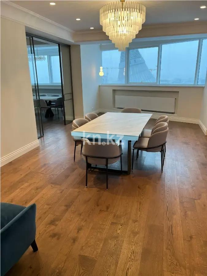 Продажа 5-комнатной квартиры, 286.6 м², пр. Туран, дом  37/9 в Астане - фото 3