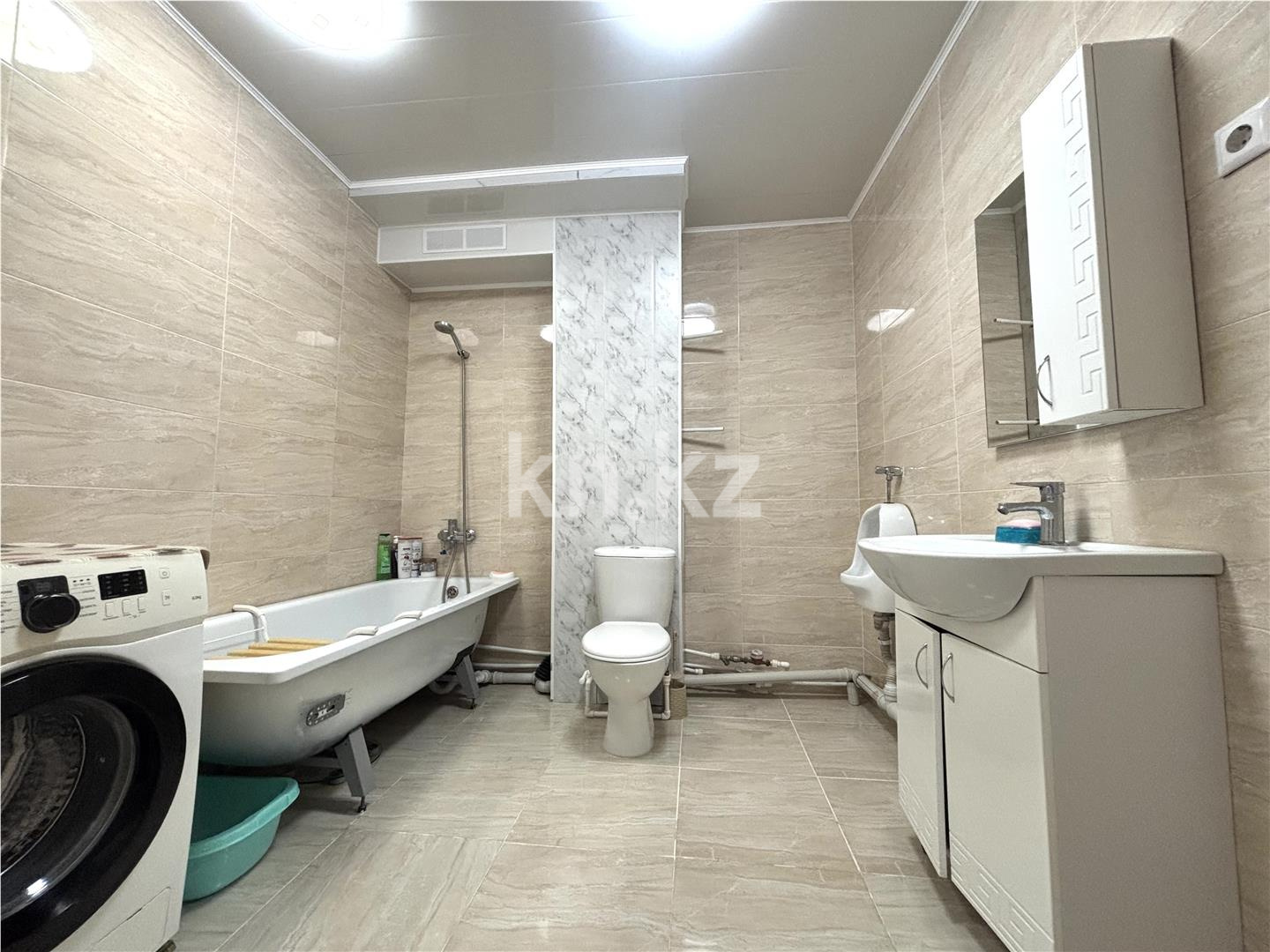 Продажа 3-комнатной квартиры, 84 м², ул. Ермекова в Караганде - фото 13