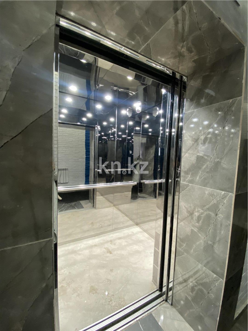 Продажа 2-комнатной квартиры, 60 м², пр. Тауелсыздык в Астане - фото 14