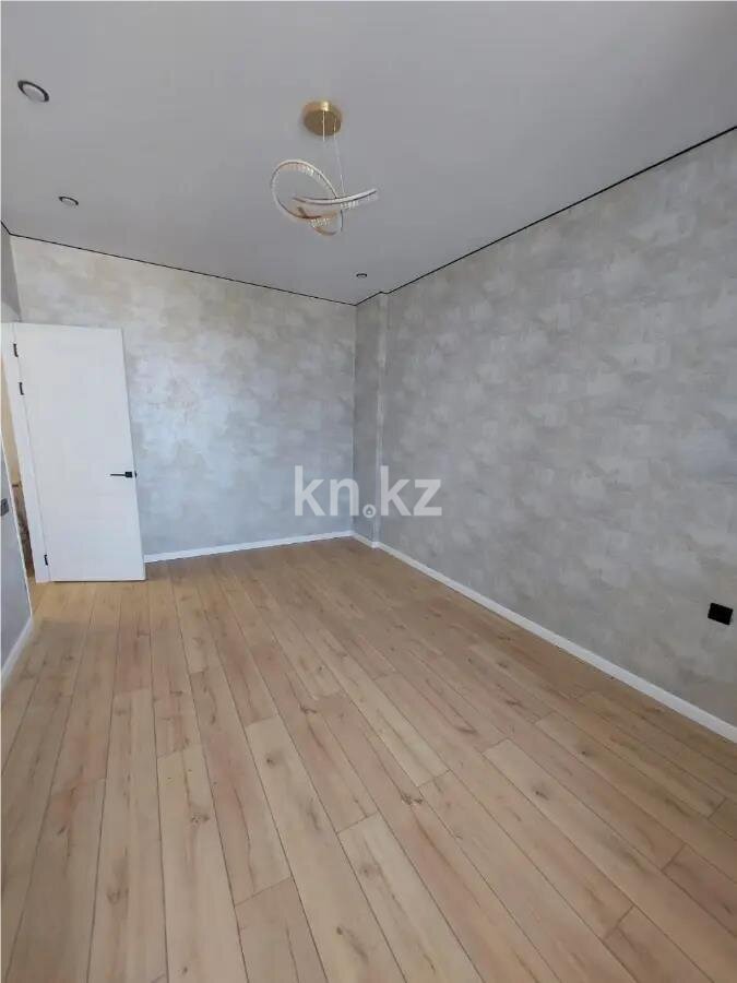 Продажа 2-комнатной квартиры, 60 м² в Астане