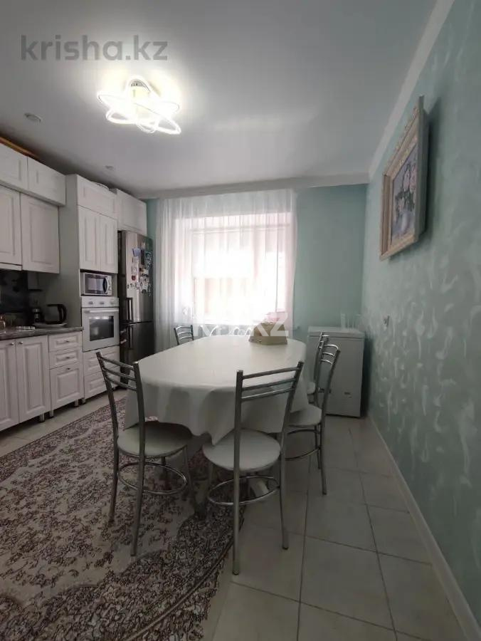 Продажа 4-комнатной квартиры, 110 м², ул. Муканова в Караганде - фото 9