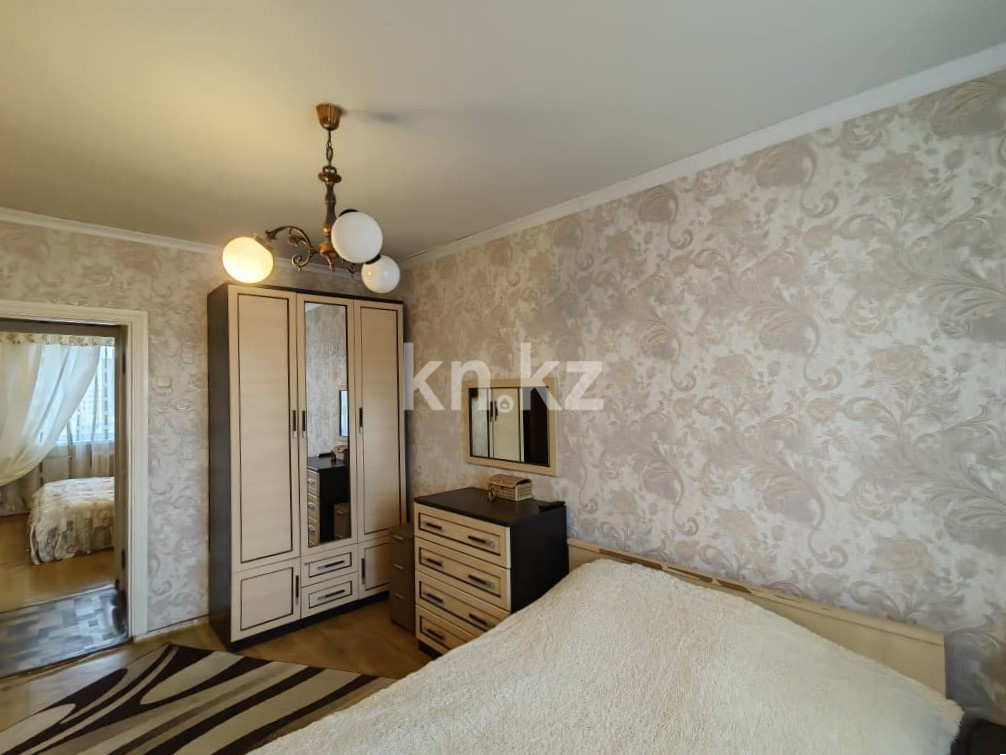 Продажа 4-комнатной квартиры, 77 м², ул. Язева, дом  10 в Караганде - фото 16