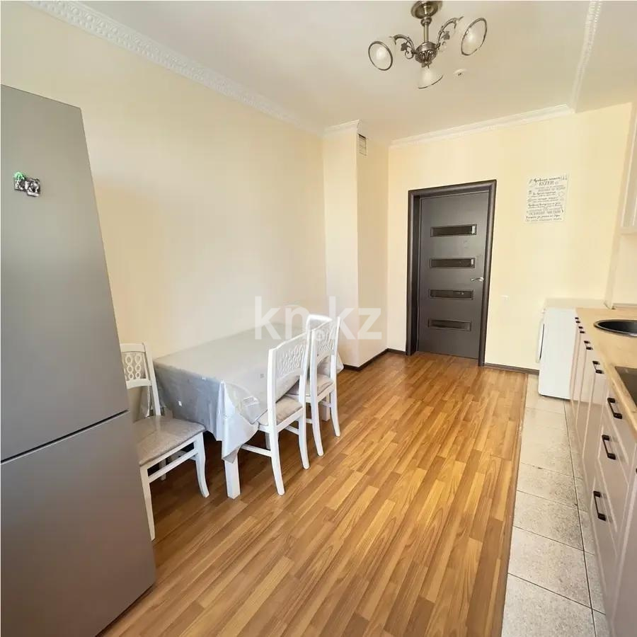 Продажа 2-комнатной квартиры, 65 м² в Алматы - фото 3