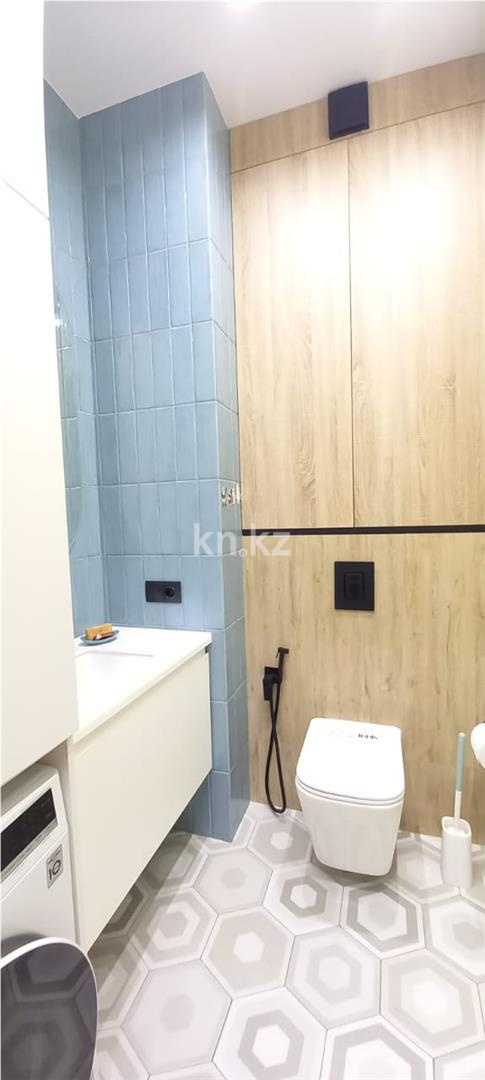 Продажа 3-комнатной квартиры, 78 м², ул. Достык в Астане - фото 7