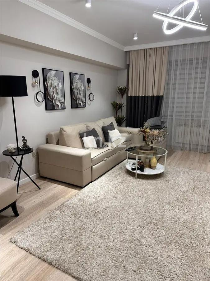 Продажа 3-комнатной квартиры, 100 м², ул. Варламова, дом  27д в Алматы