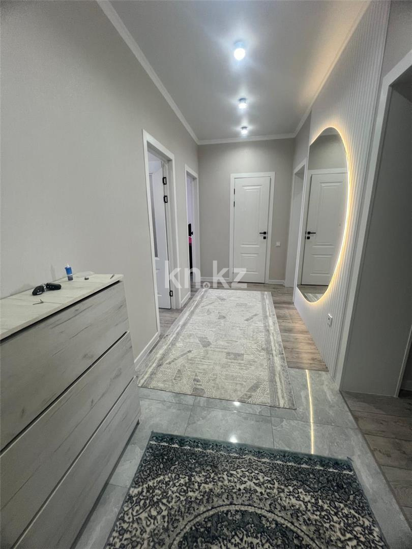 Продажа 4-комнатной квартиры, 107 м², ул. 3-я, дом  42б в Караганде - фото 11