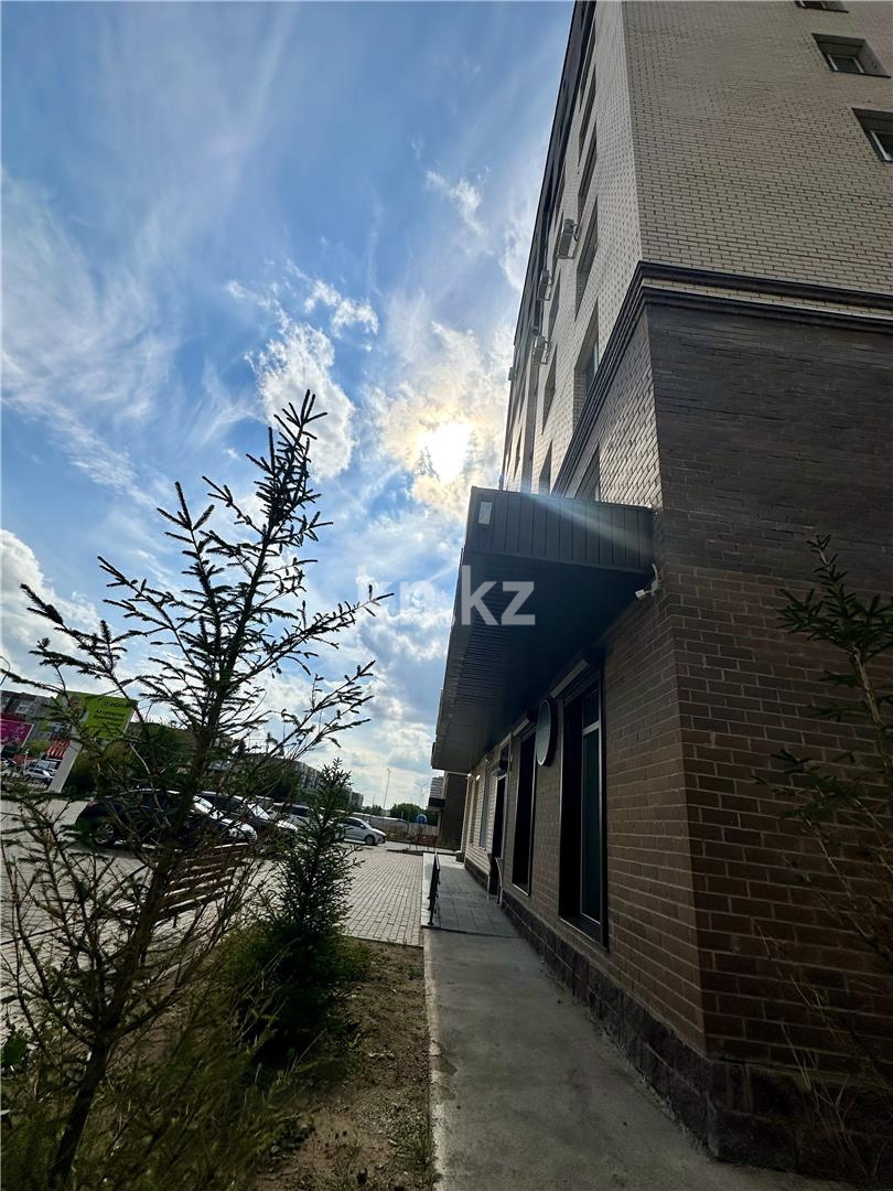 Продажа 3-комнатной квартиры, 97 м², пр. Шахтеров, дом  68 в Караганде - фото 37