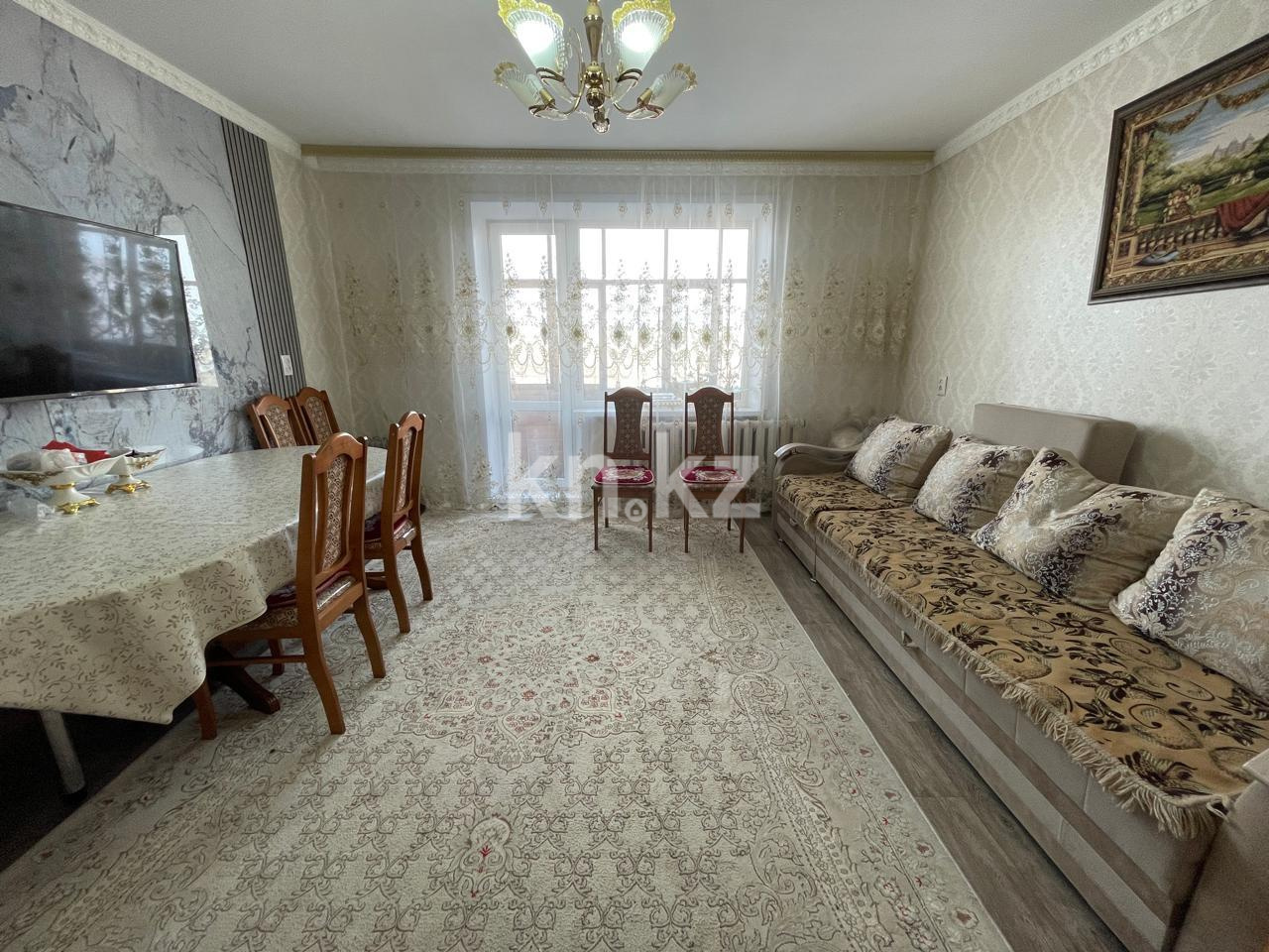 Продажа 4-комнатной квартиры, 77 м², ул. Гапеева, дом  12 в Караганде