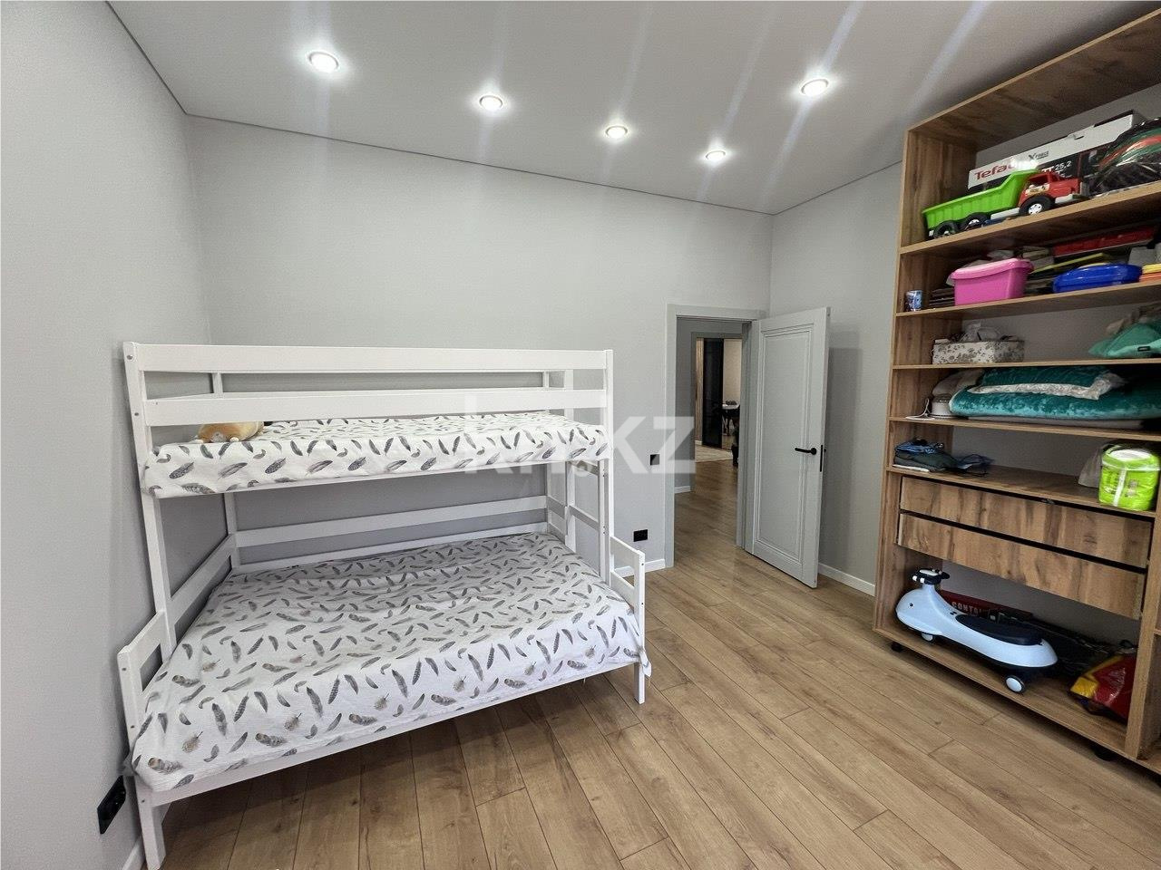 Продажа 4-комнатной квартиры, 104 м², ул. Кулкыбаева в Караганде - фото 10