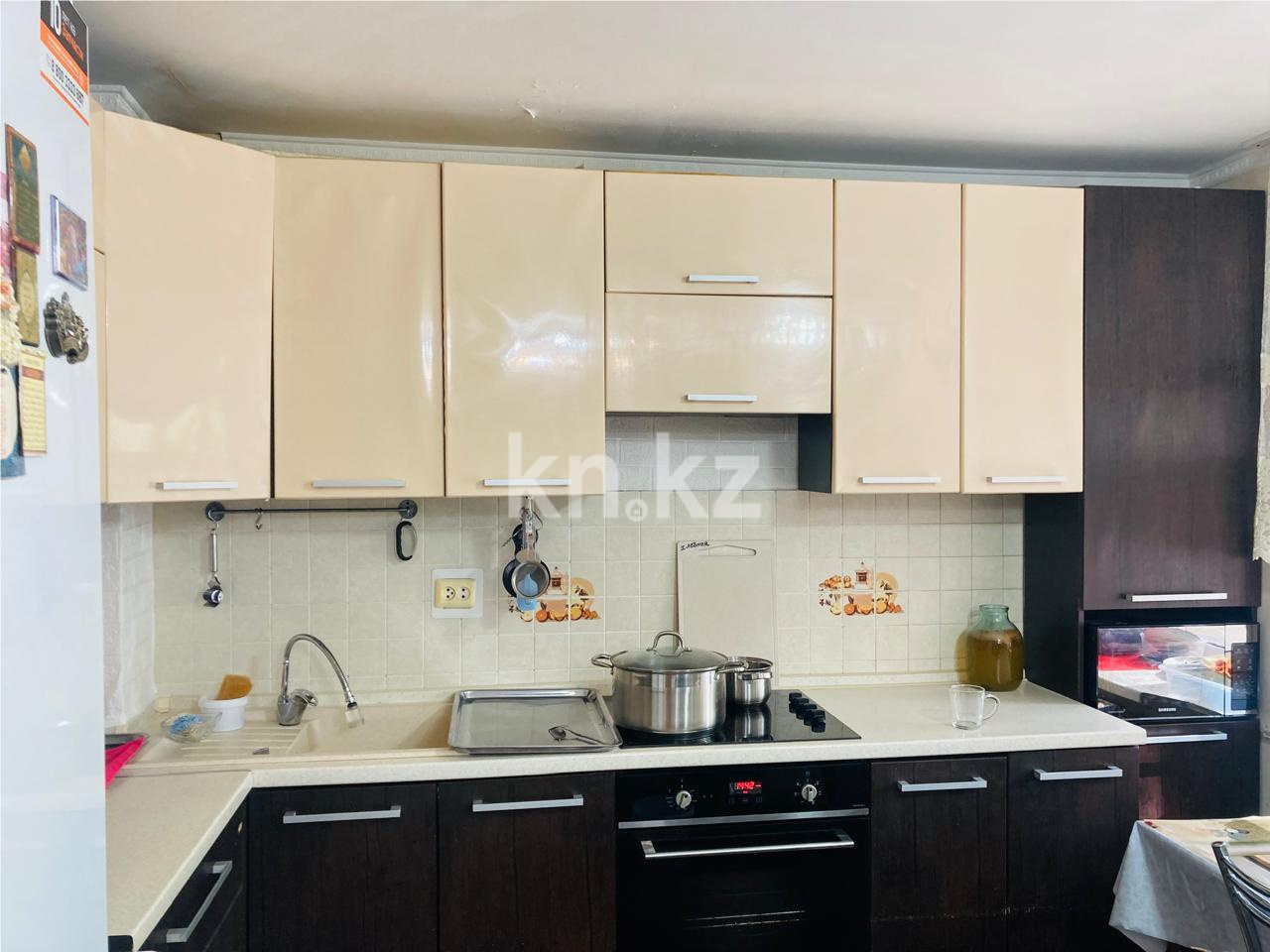 Продажа 4-комнатной квартиры, 83 м², ул. Муканова в Караганде - фото 14