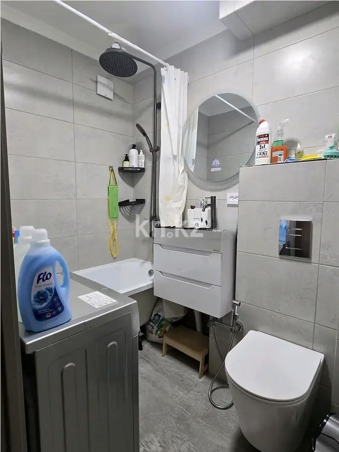 Продажа 3-комнатной квартиры, 63 м², ул. Макатаева, дом  156 в Алматы - фото 5