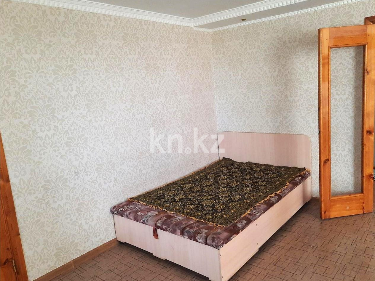 Продажа 3-комнатной квартиры, 76 м², ул. Муканова в Караганде - фото 2