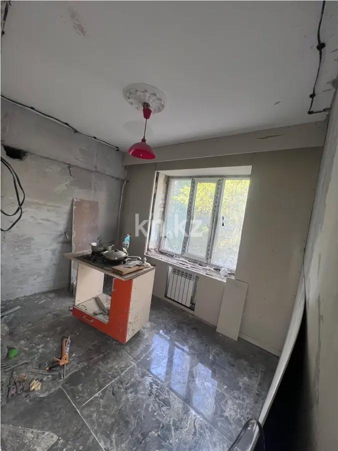 Продажа 4-комнатной квартиры, 92 м², ул. Толе би, дом  159 в Алматы - фото 3