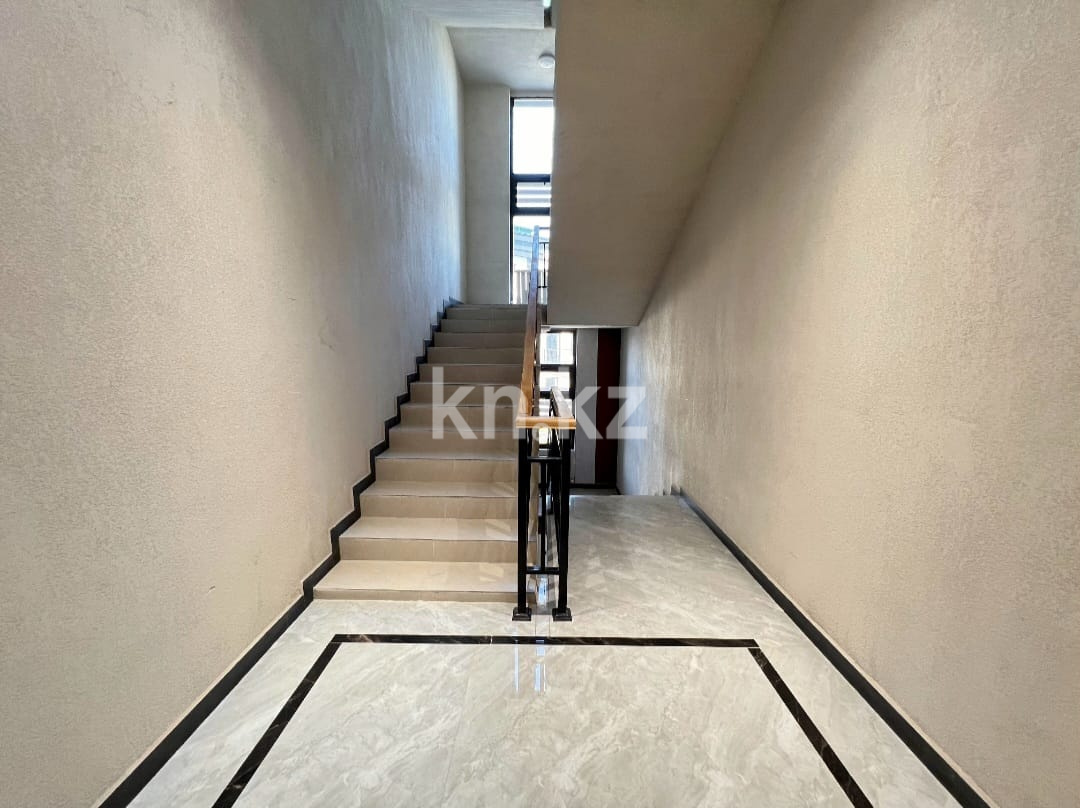 Продажа 3-комнатной квартиры, 93.6 м², ул. Жубановой, дом  26/1 в Алматы - фото 19