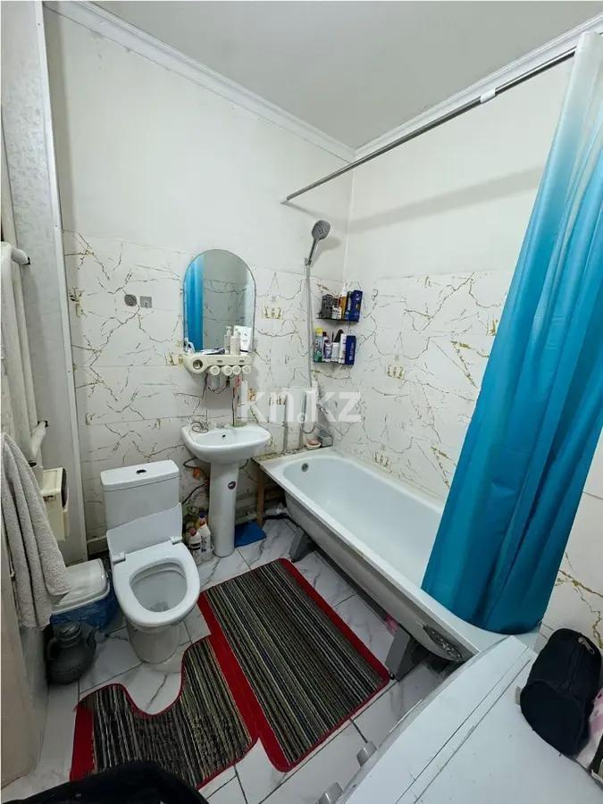 Продажа 1-комнатной квартиры, 42 м², мкр-н Айнабулак-3, дом  142 в Алматы - фото 3