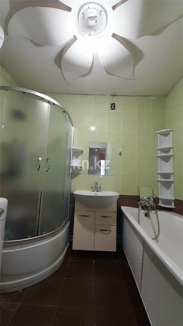 Продажа 3-комнатной квартиры, 62 м², ул. 6-й мик-н в Темиртау - фото 10