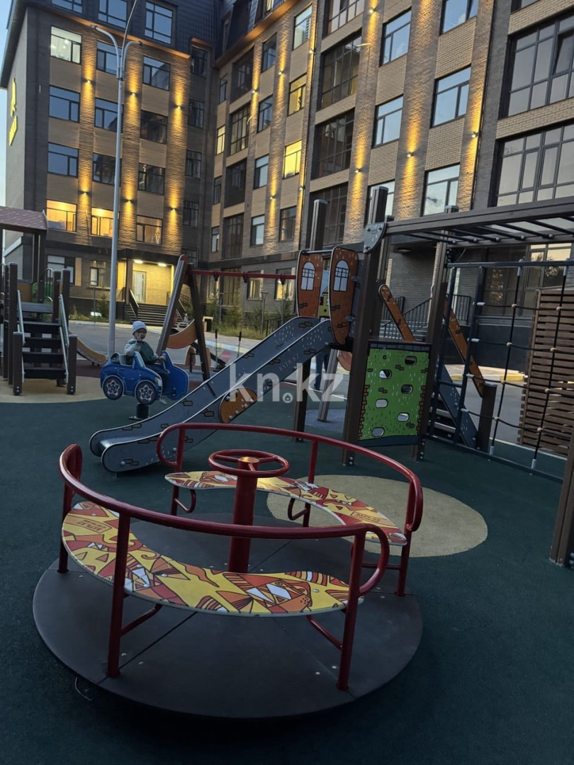 Продажа 2-комнатной квартиры, 49 м², мкр. Орбита-1, дом  15/1 в Караганде - фото 13