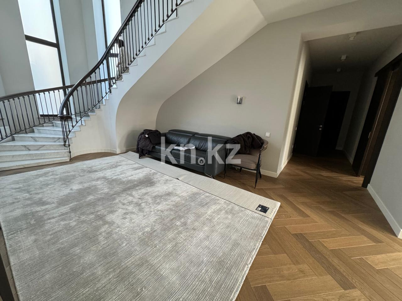 Аренда 5-комнатного дома, 380 м², ул. Кыз-Жибек в Астане - фото 11