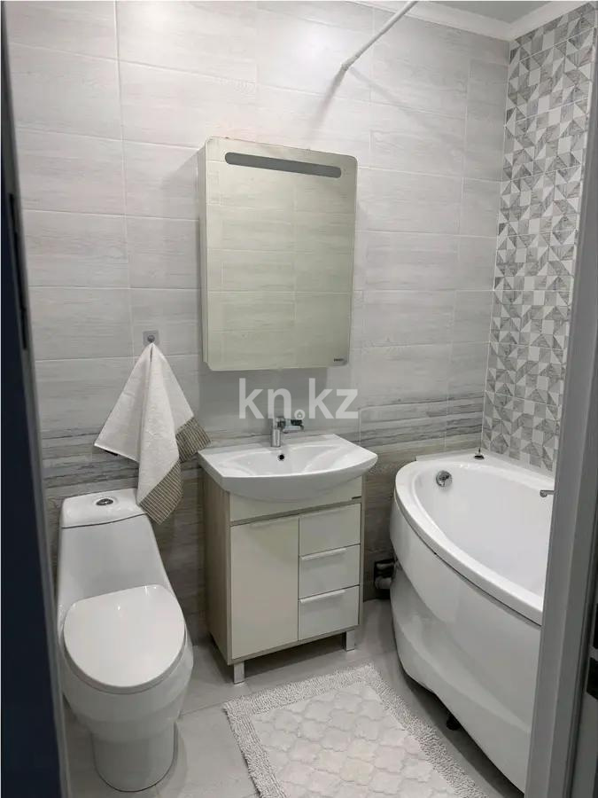 Продажа 3-комнатной квартиры, 77 м², ул. Шаймерденова, дом  8 в Астане - фото 6