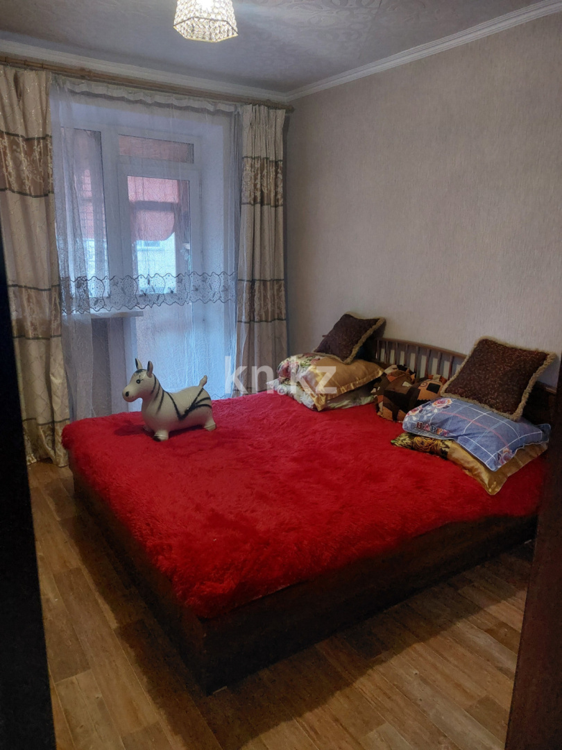 Продажа 4-комнатной квартиры, 61 м², мкр-н 14, дом  18 в Караганде - фото 9
